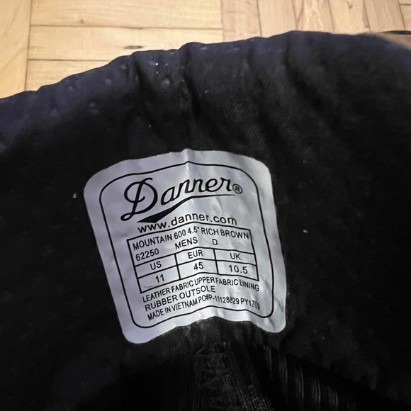 Danner Moutain 600 Leather Boots - Picture 4 of 8